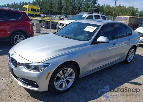 2016 BMW 328I xDrive z USA, uszkodzony, nr VIN WBA8E3G53GNU04833